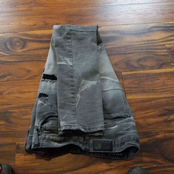 Smoke Rise Jean's   - Picture 2 of 5